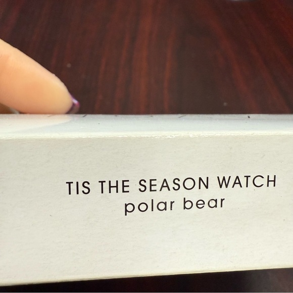 Avon Tis the Season Watch polar bear background.  Red strap.  NIB vintage 2009 - Picture 5 of 6
